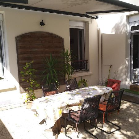 Cosy Rare 2 Bedroom Apartment Around A Private Garden Neuilly-sur-Seine Eksteriør bilde