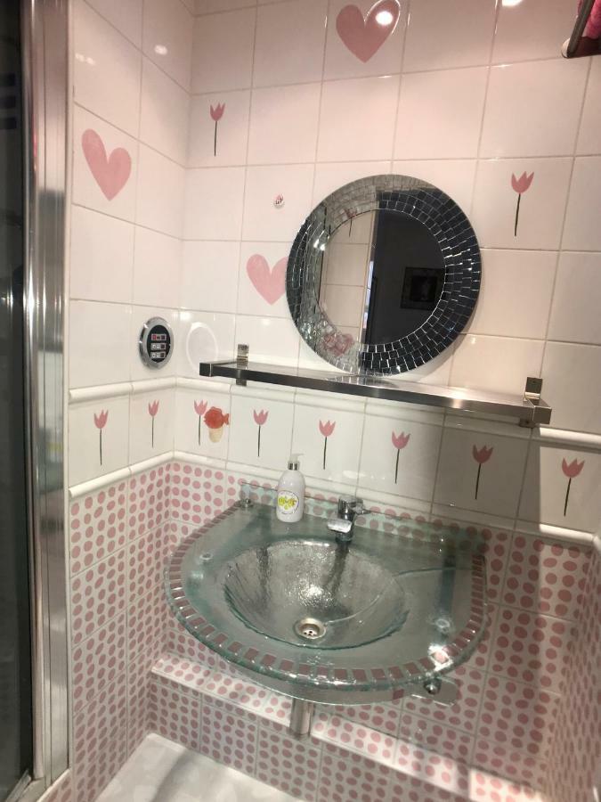 Cosy Rare 2 Bedroom Apartment Around A Private Garden Neuilly-sur-Seine Eksteriør bilde